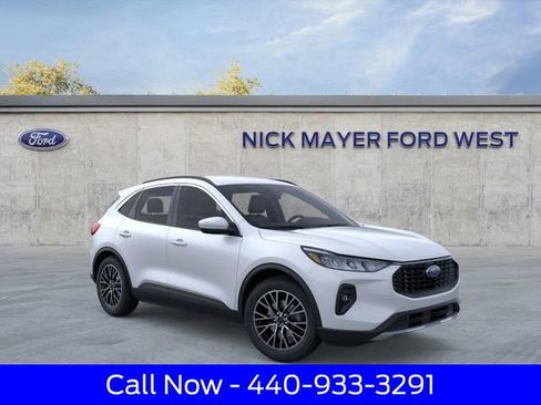 New 2026 Ford Escape SE w/ Class II Trailer Tow Package image 8