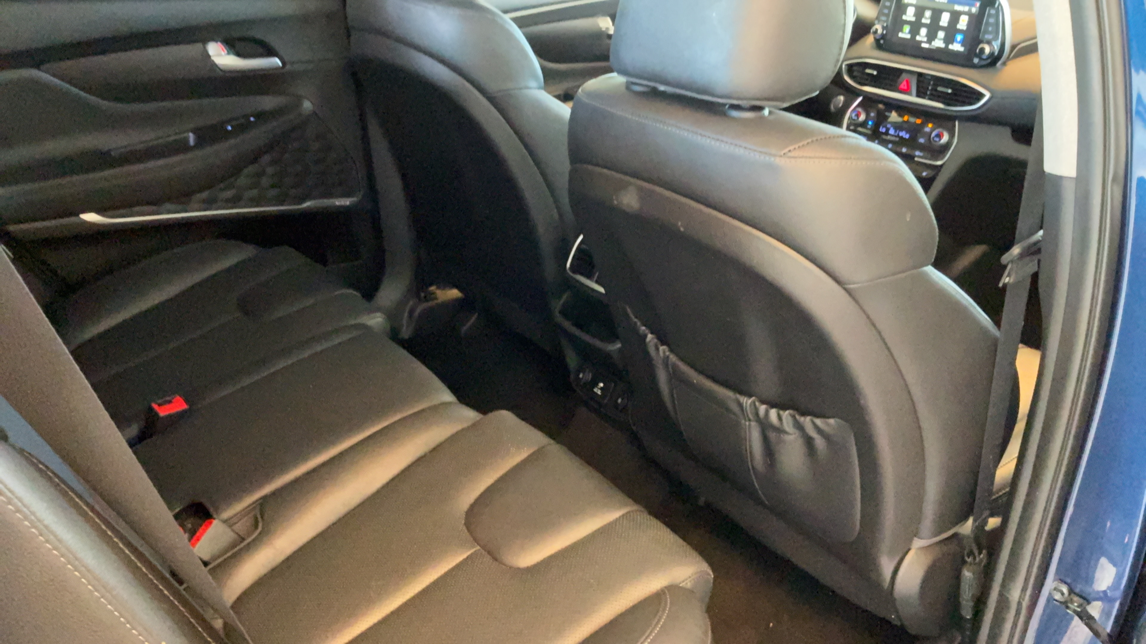 Used 2020 Hyundai Santa Fe Limited AWD/4WD image 39