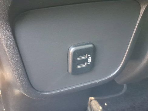 Used 2018 GMC Terrain SLE AWD/4WD image 17