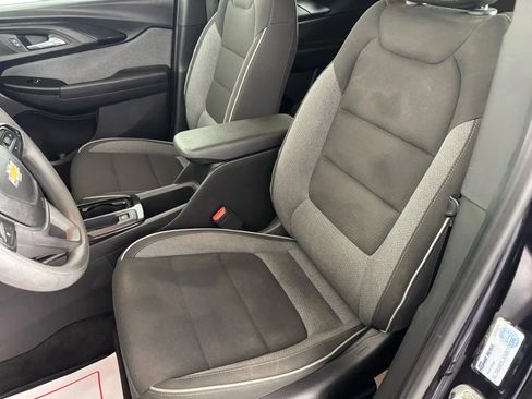 Used 2021 Chevrolet TrailBlazer LT w/ Convenience Package image 32