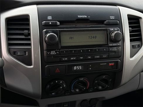 Used 2012 Toyota Tacoma PreRunner image 15