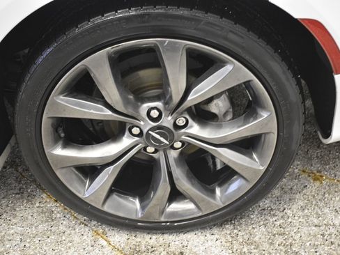 Used 2015 Chrysler 200 S w/ Navigation & Sound Group I image 23