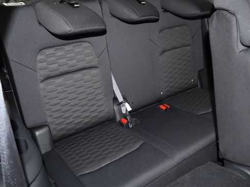 Used 2024 Nissan Pathfinder S image 19