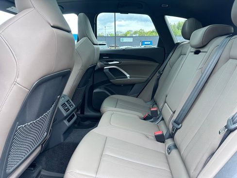 Used 2025 Audi Q5 Premium Plus AWD/4WD image 18