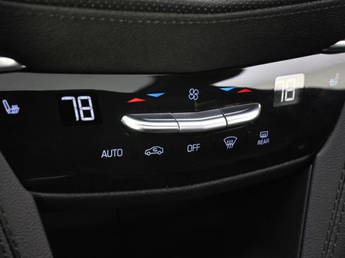 Certified 2023 Cadillac XT6 Luxury AWD/4WD image 31