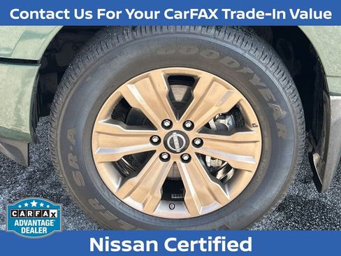 Certified 2024 Nissan Titan SV w/ SV Bronze Edition Package image 32