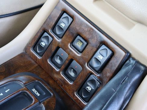 Used 2004 Land Rover Discovery SE image 31