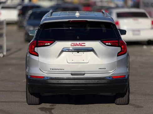 Used 2020 GMC Terrain SLT w/ Preferred Package AWD/4WD image 14
