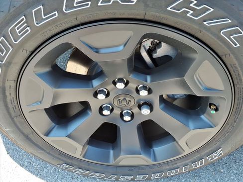 New 2026 RAM 1500 Express AWD/4WD image 11