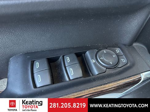 Used 2020 GMC Sierra 1500 Elevation w/ Elevation Convenience Package image 12