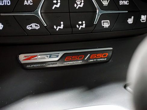 Used 2017 Chevrolet Corvette Z06 w/ Z07 Performance Package image 71