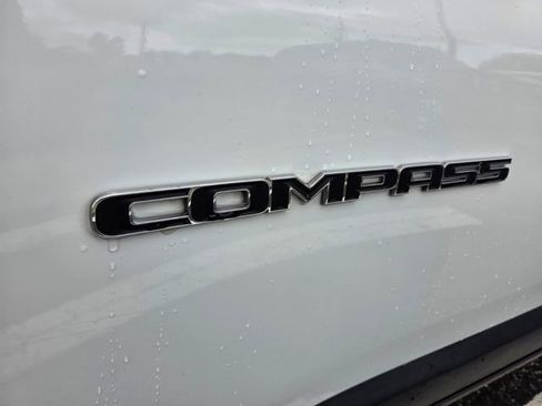 Used 2023 Jeep Compass Limited AWD/4WD image 19