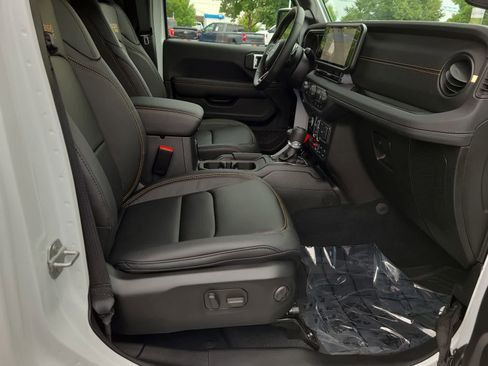 New 2025 Jeep Wrangler Unlimited Rubicon 392 image 22