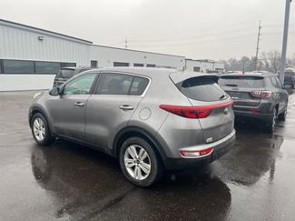 Used 2017 Kia Sportage LX video 3