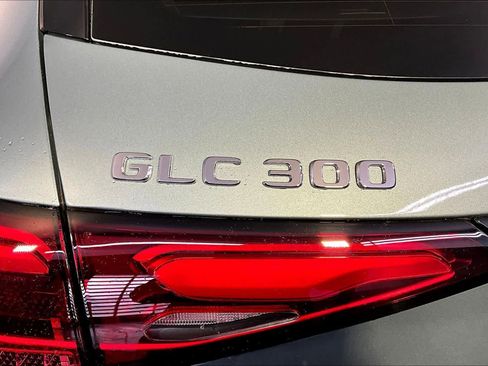 New 2026 Mercedes-Benz GLC 300 4MATIC image 6