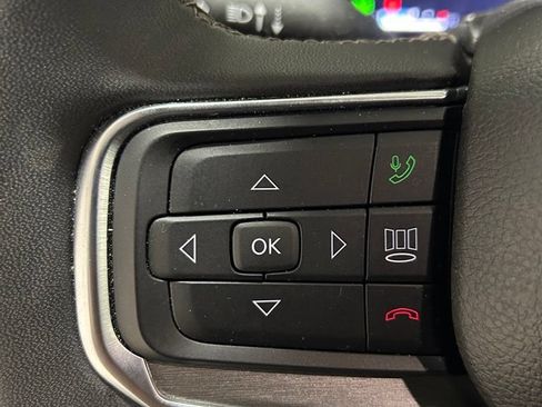 Used 2024 Jeep Wagoneer Series II AWD/4WD image 19