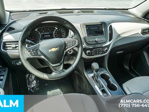 Used 2024 Chevrolet Equinox LT FWD image 28