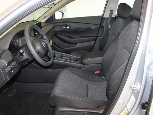 New 2025 Honda Accord SE image 14