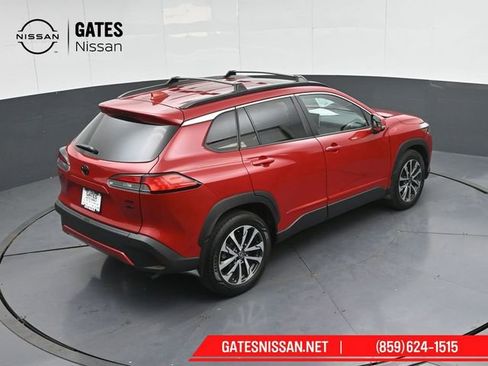 Used 2022 Toyota Corolla Cross XLE w/ Convenience Package image 59