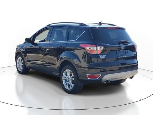 Used 2018 Ford Escape SEL FWD image 4