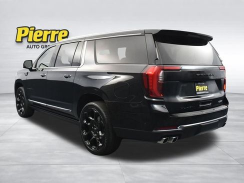 Used 2025 GMC Yukon XL Denali Ultimate AWD/4WD image 7