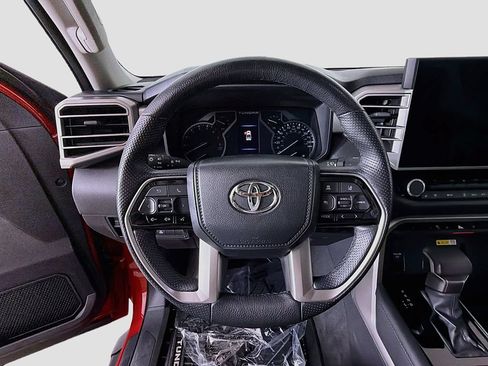 Used 2022 Toyota Tundra Limited AWD/4WD image 32