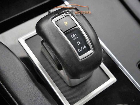 Used 2022 Mitsubishi Outlander SE image 25