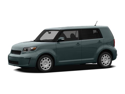 Used 2010 Scion xB FWD image 2
