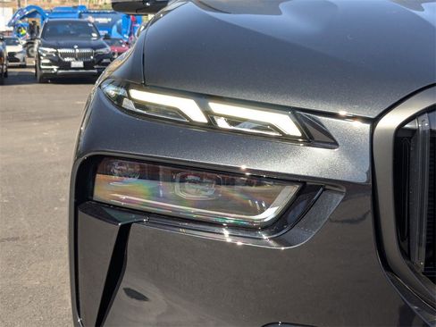 New 2026 BMW X7 M60i image 20