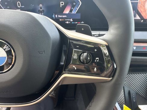 Used 2025 BMW X3 xDrive30i w/ Convenience Package image 26