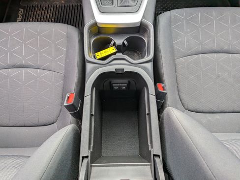 Used 2020 Toyota RAV4 XLE w/ All Weather Liner Package image 31