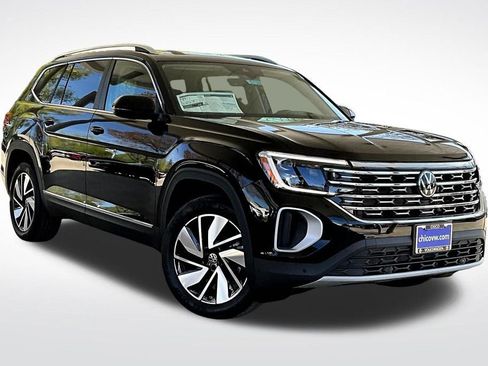 New 2025 Volkswagen Atlas SEL image 12