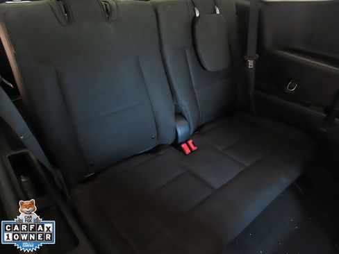 Used 2022 Ford Explorer XLT image 23