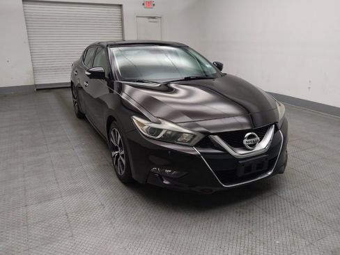 Used 2016 Nissan Maxima Platinum w/ Interior Lighting Package FWD image 13