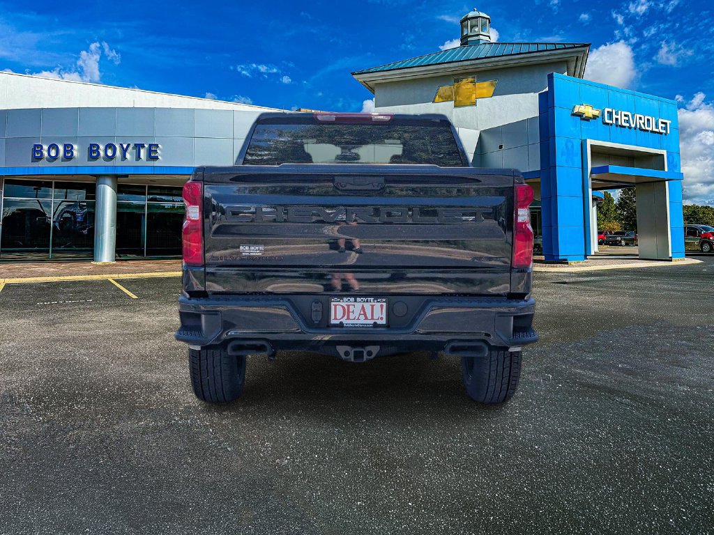 New 2026 Chevrolet Silverado 1500 RST w/ Redline Edition RWD image 4