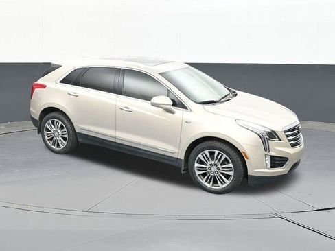 Used 2017 Cadillac XT5 Premium Luxury image 63