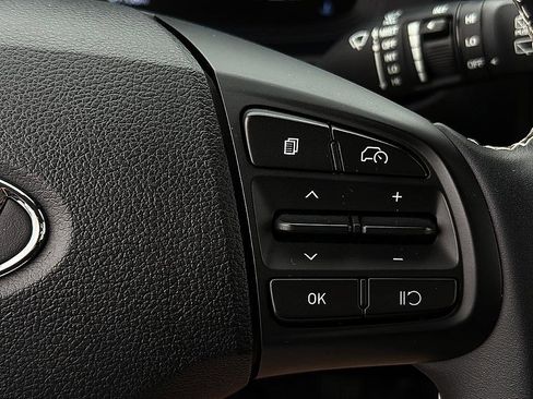 Certified 2023 Hyundai Venue Limited image 16