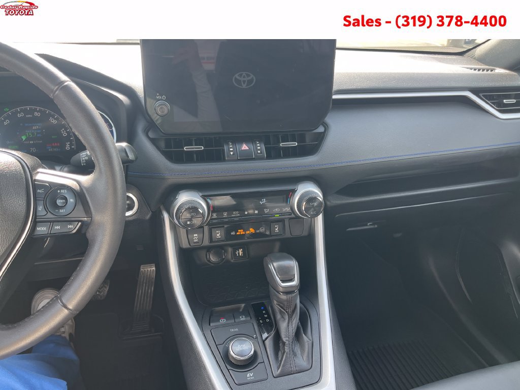 Certified 2024 Toyota RAV4 XSE w/ Weather Package AWD/4WD image 18
