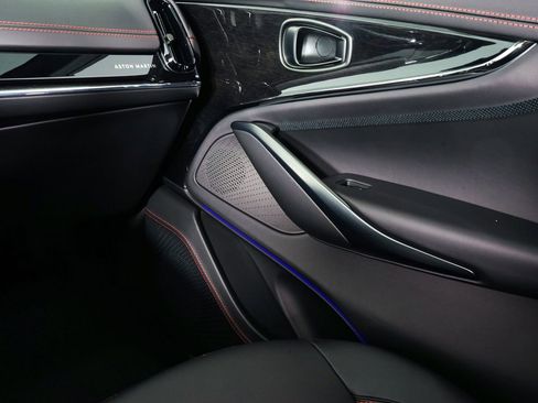 New 2026 Aston Martin DBX 707 image 30