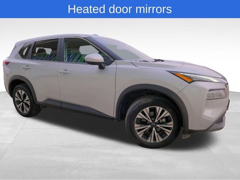 Used 2023 Nissan Rogue SV image 10