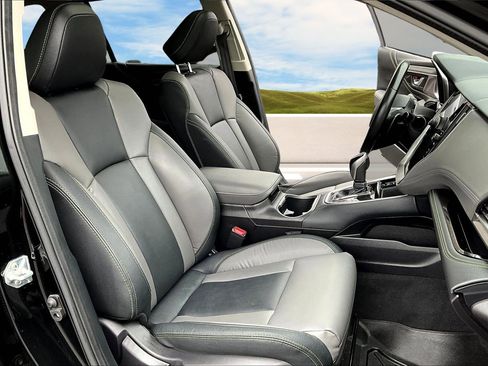 Used 2023 Subaru Outback Onyx Edition image 21