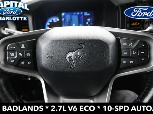 Used 2023 Ford Bronco Badlands AWD/4WD image 18