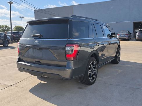 Used 2019 Ford Expedition Limited w/ Equipment Group 303A RWD image 6