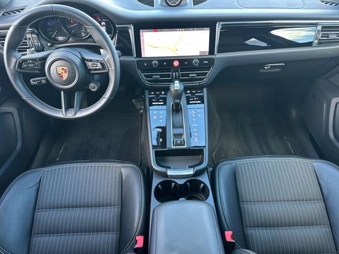 Used 2025 Porsche Macan Turbo image 6