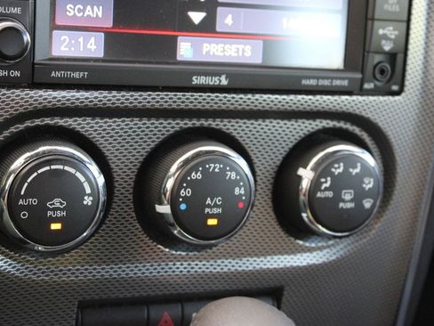 Used 2014 Dodge Challenger R/T RWD image 16