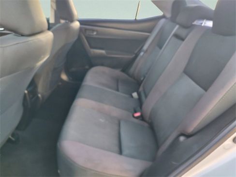 Used 2019 Toyota Corolla LE image 31