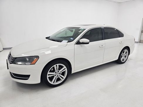 Used 2014 Volkswagen Passat TDI SE image 5