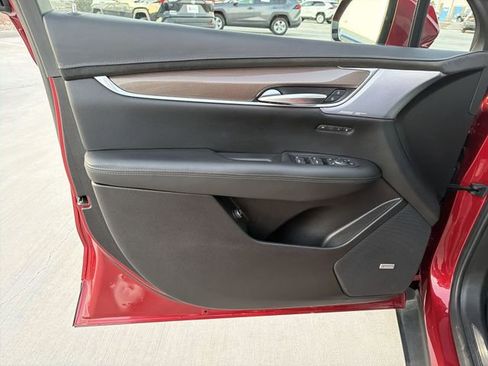 Used 2024 Cadillac XT5 Premium Luxury w/ Platinum Package image 9
