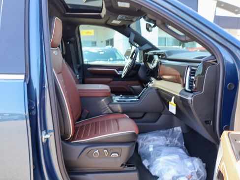 New 2026 GMC Sierra 2500 Denali Ultimate w/ Max Trailering Package AWD/4WD image 34
