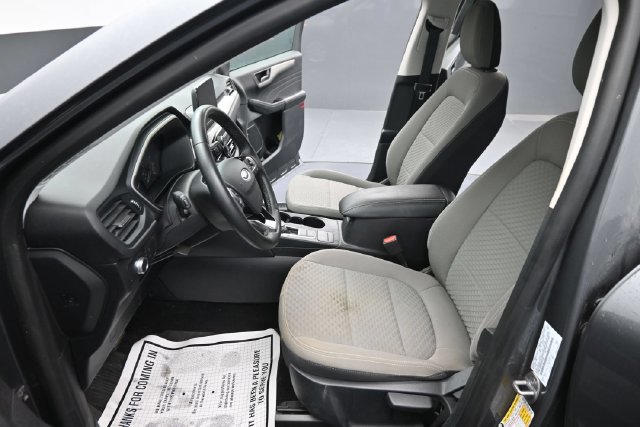 Used 2022 Ford Escape SE w/ Cold Weather Package AWD/4WD image 11